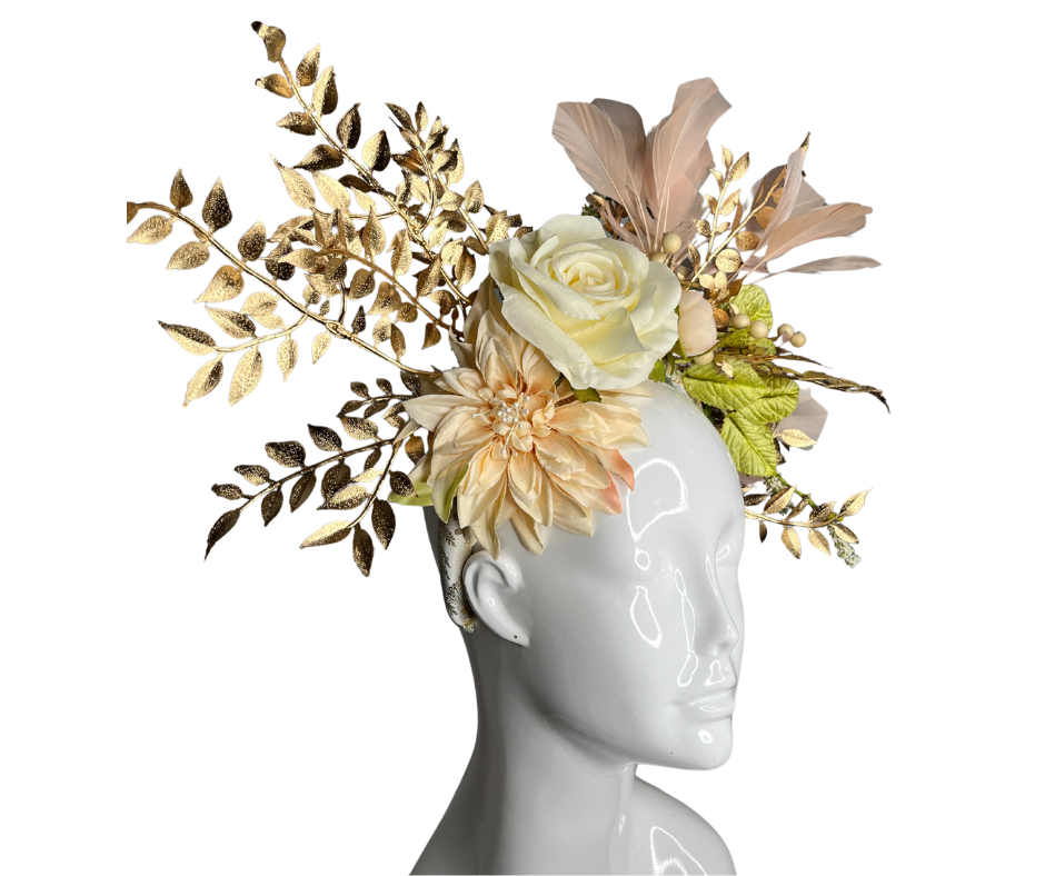 Golden Bloom Gold, Creme und Peachy Blush Eleganz Faszinator