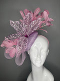 Lavendel Purple Paillettenblatt und rosa Federn Fascinator Hut