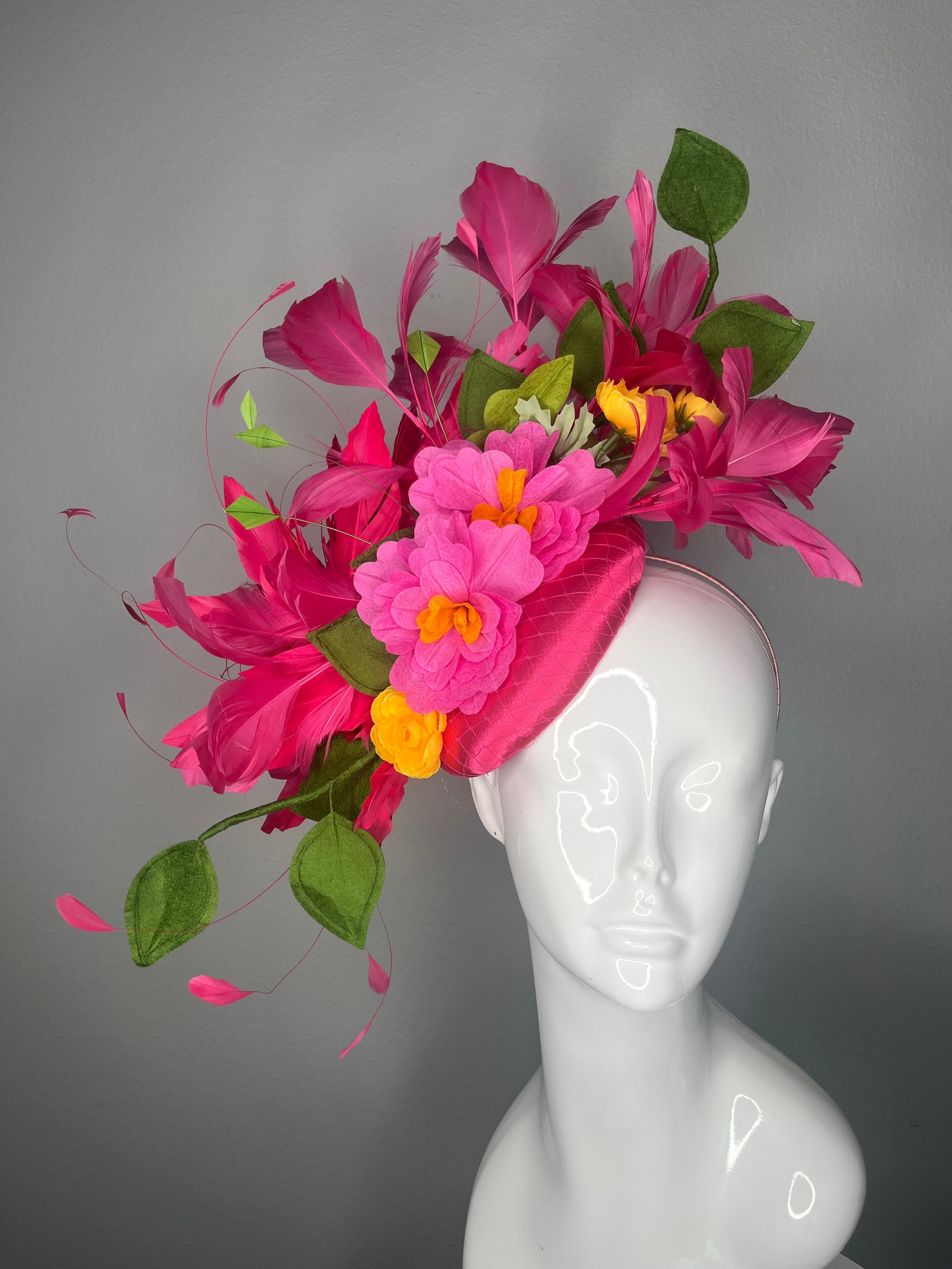 Vibrant Fuchsia Blumen Feder Kentucky Derby Fascinator rosa Federn Fascinator Hut