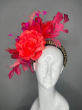 Tropischer Sonnenuntergang Coral Rose Fuchsia Rosa und Coral Feder Fascinator