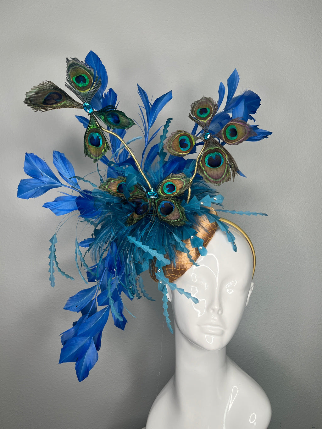 Königsblau Federn Pfauenblau Schmetterling Fascinator Hut