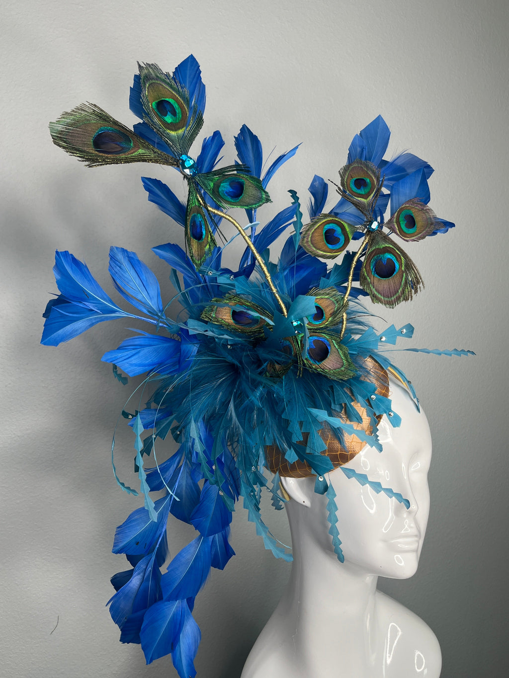 Königsblau Federn Pfauenblau Schmetterling Fascinator Hut