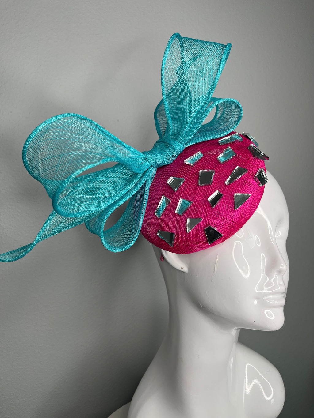Bubblegum Luxuriös Rosa und Türkis Sinamay Fascinator-Hut