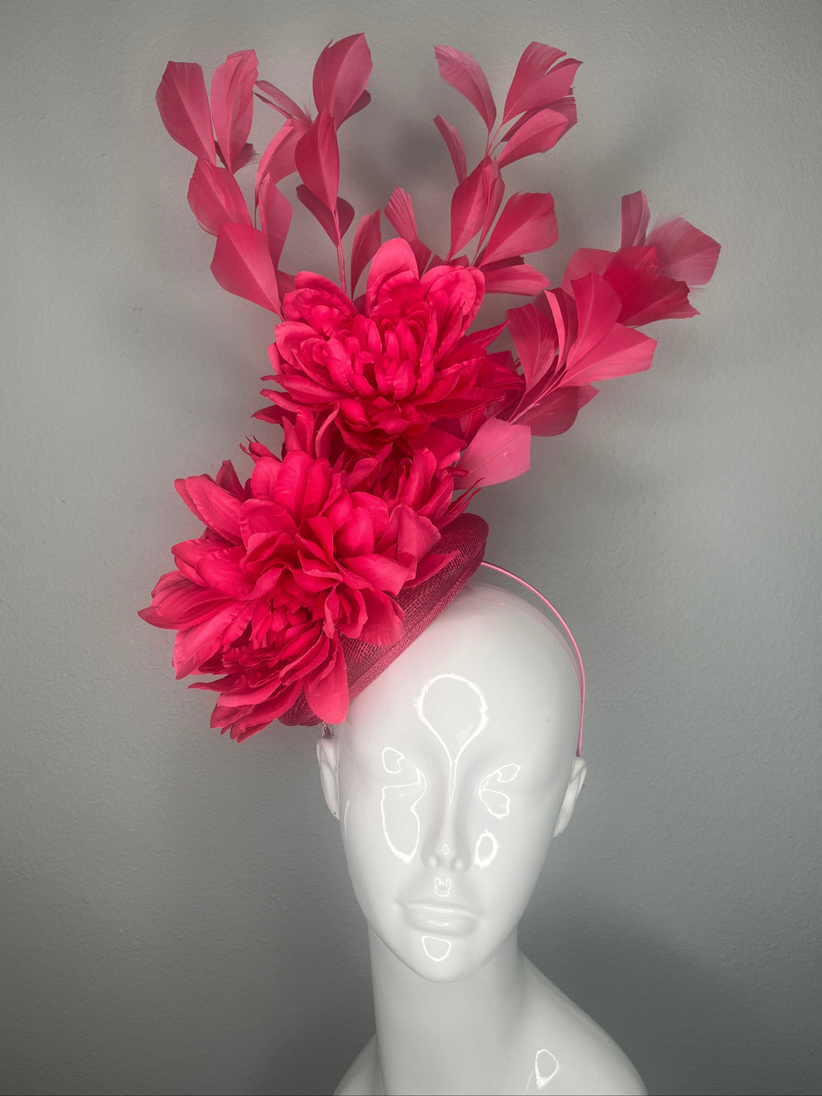 Fuchsia Flame Rosa Feder Statement-Fascinator-Hut
