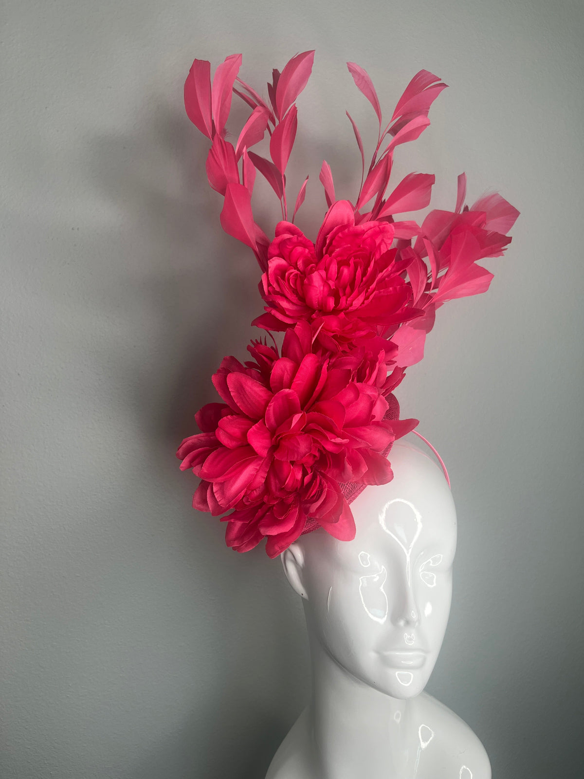 Fuchsia Flame Rosa Feder Statement-Fascinator-Hut