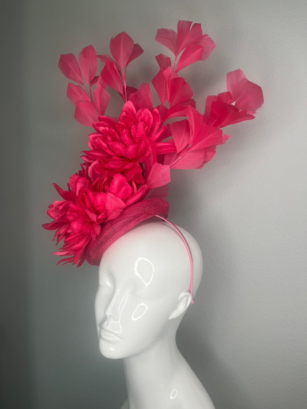 Fuchsia Flame Rosa Feder Statement-Fascinator-Hut