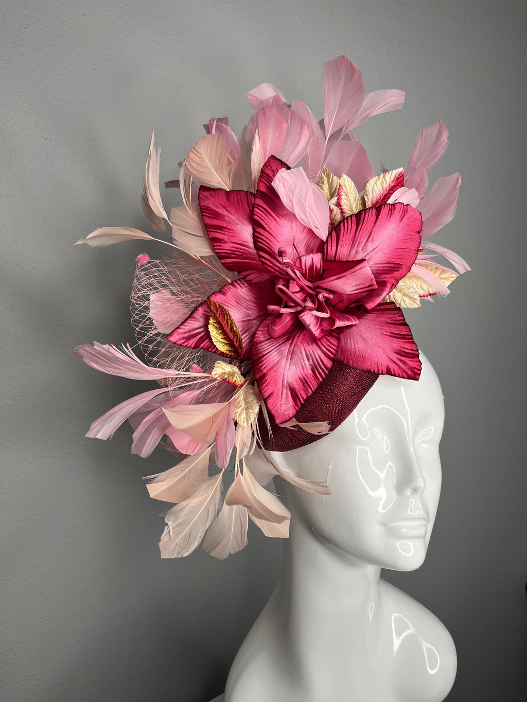 Rosé Radiance Federn Fascinator Hut