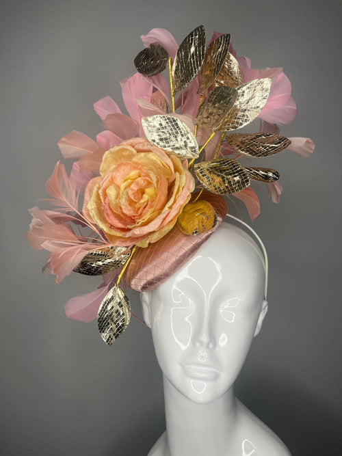 Blush und Brilliance Rosa Blush Feder Fascinator Hut