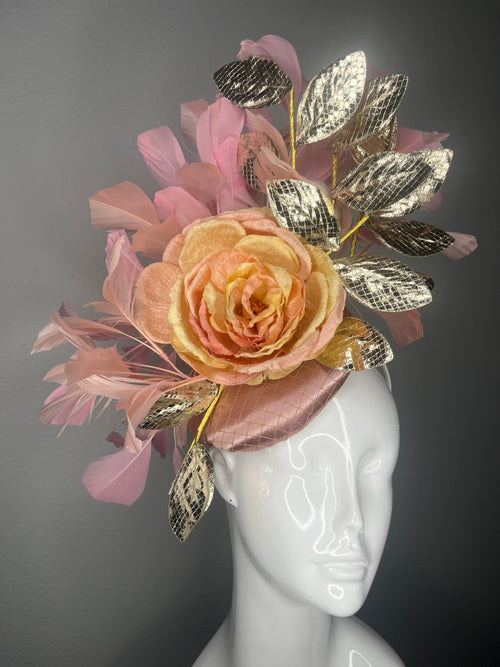 Blush und Brilliance Rosa Blush Feder Fascinator Hut