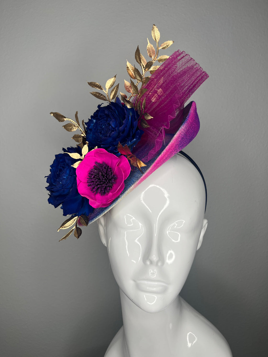 Leuchtrosa & Königsblau Mini Top Hut-Fascinator | Kentucky Derby Statement-Kopfschmuck | Couture Race Day Hat