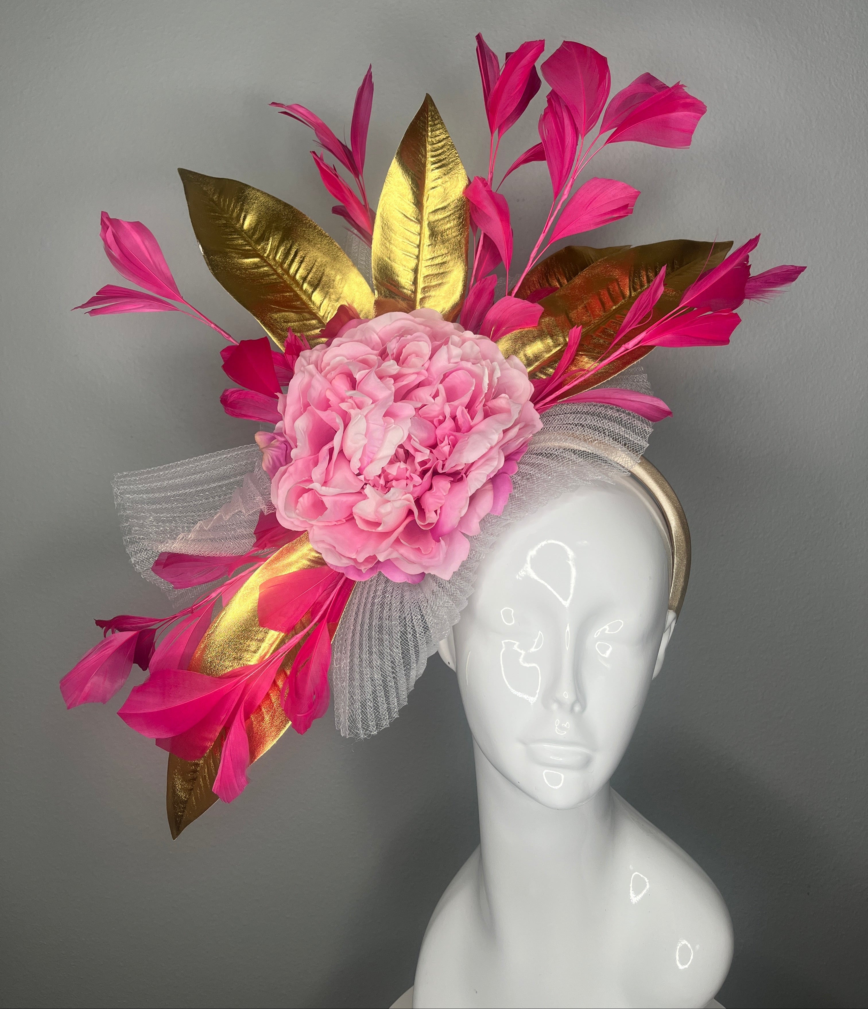 Leuchtrosa & Gold Statement Faszinator mit altrosa Pfingstrose - Kentucky Derby Kentucky Oaks Kopfstück