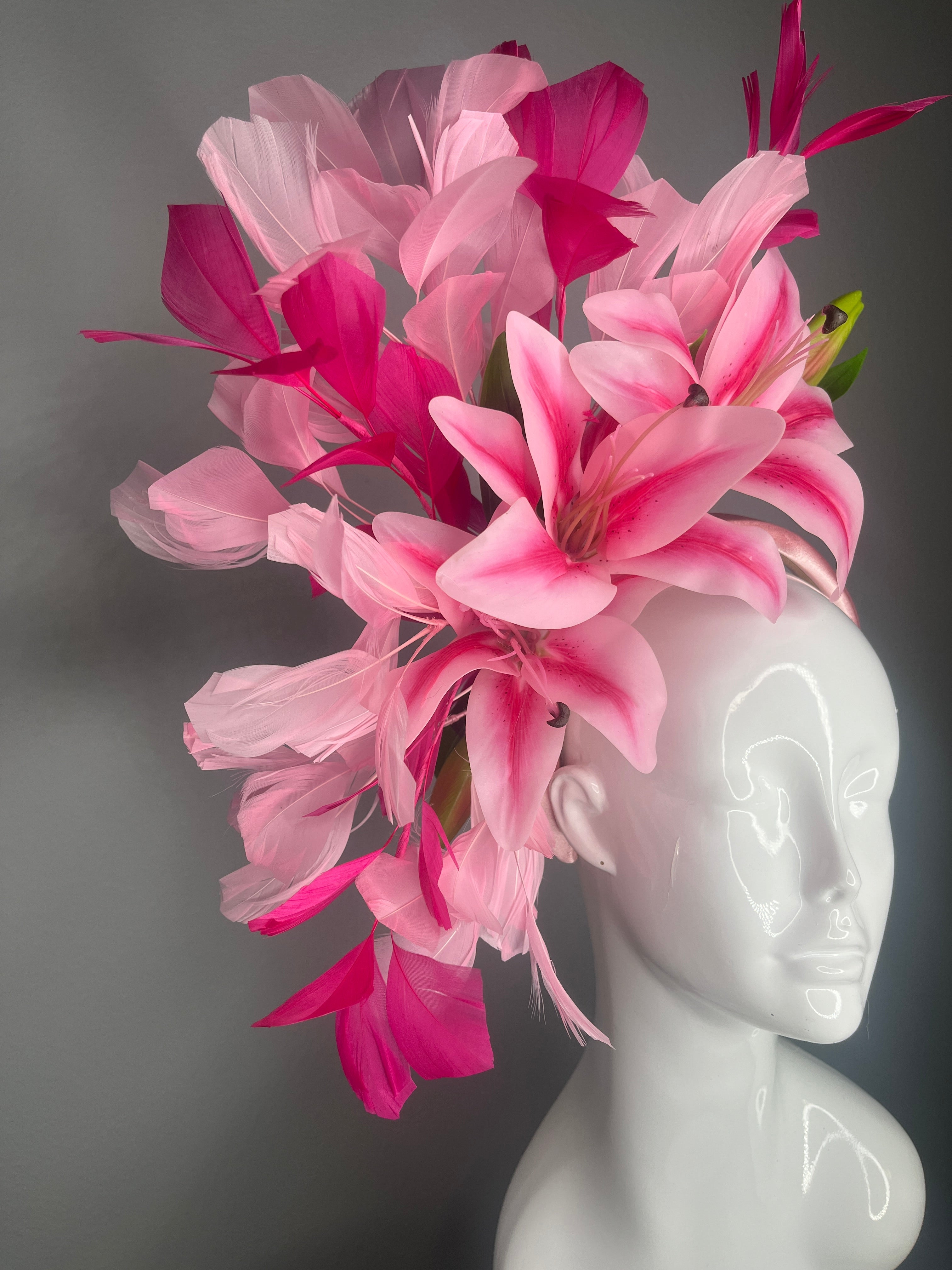 Blush & Fuchsia Stargazer Lily: Faszinator mit Federkaskade