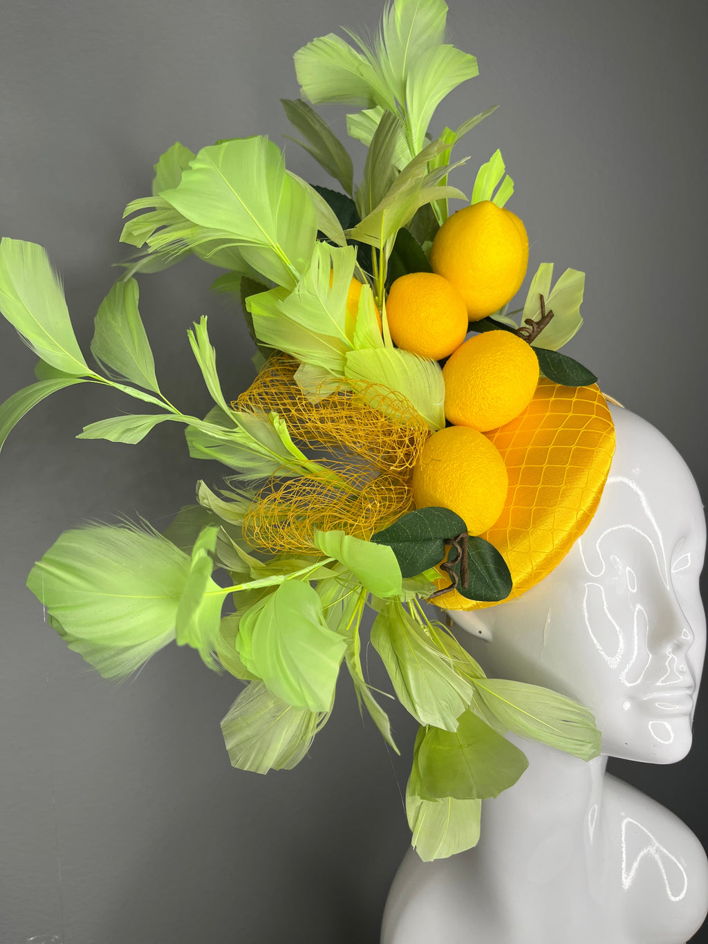Lemon & Lime Couture-Fascinator – Eins von einem Kind Statement-Kopfschmuck