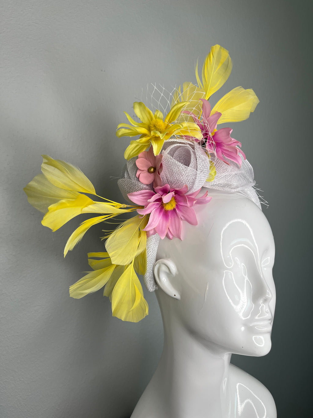 Blush & Lemon Bloom Fascinator – Kentucky Derby Gartenparty Kopfstück