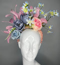 Kentucky Derby Pastel Garden Fascinator Altrosa, Powder Blau Blumen Statement Kopfstück