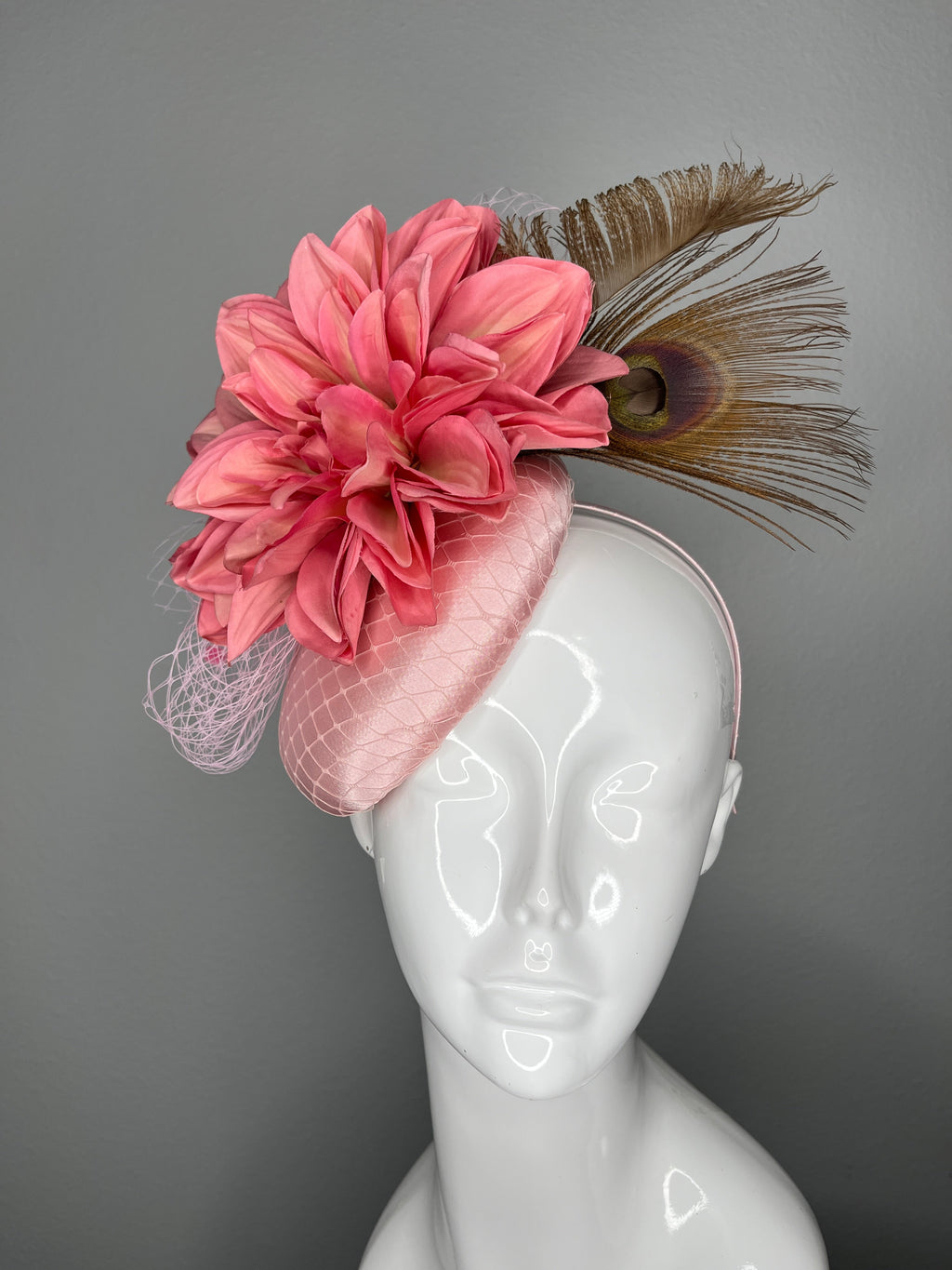 Individuelle Fascinators für Pam F.