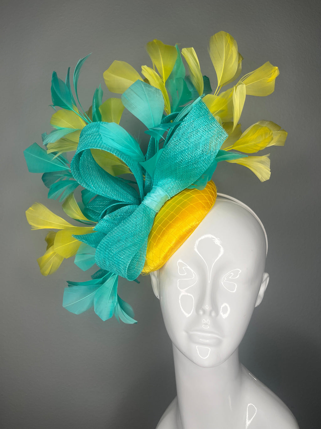 Vibrant Türkis & Zitrone Gelb Kentucky Derby Fascinator Hut Couture Feder Erklärung Kopfstück Preakness Belmont Raceday