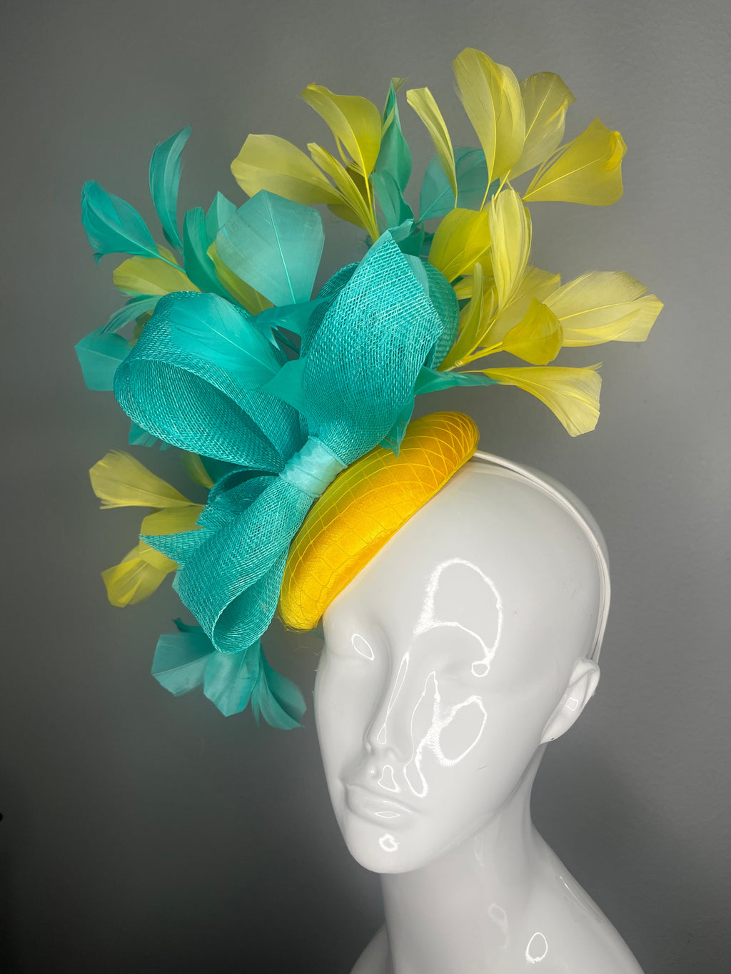 Vibrant Türkis & Zitrone Gelb Kentucky Derby Fascinator Hut Couture Feder Erklärung Kopfstück Preakness Belmont Raceday