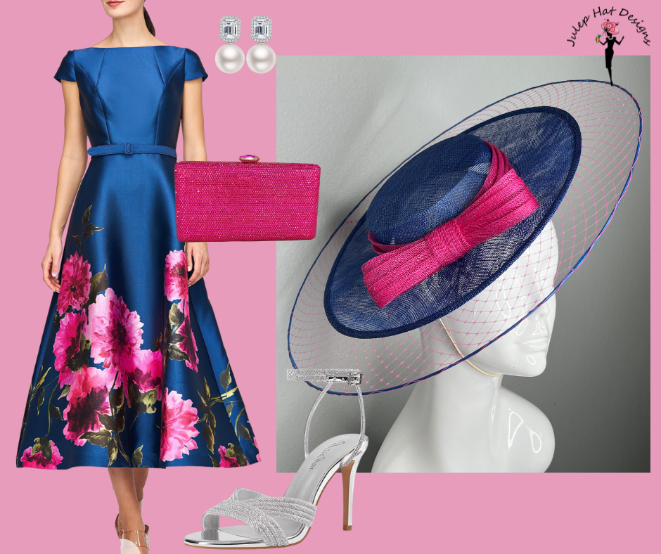 Marineblau und Magenta Sinamay Disc Fascinator mit Skulpturenbogen - Kentucky Derby Oaks-Renntag Kopfstück