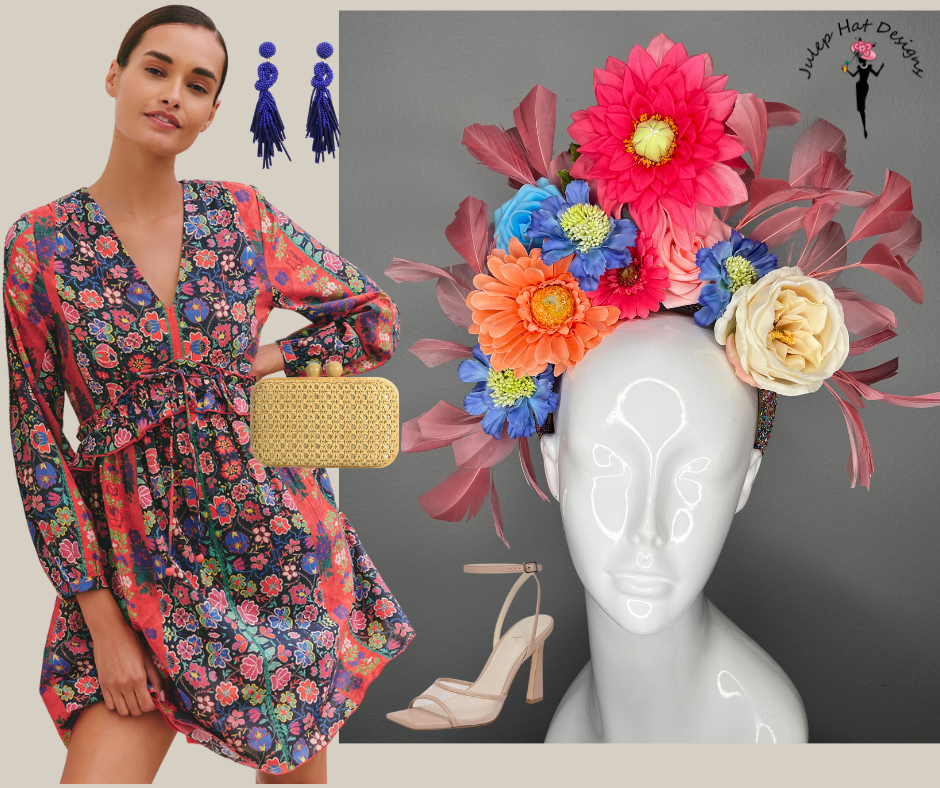 Multi-Color Garden Bloom Fascinator mit Rosa Feder Fans und Statement Florals